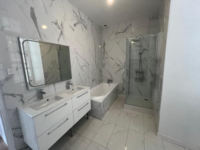 Maison de maîtres - 276 m² - 9 pièces