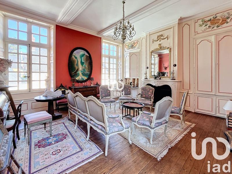 Maison - 416 m² - 17 pièces