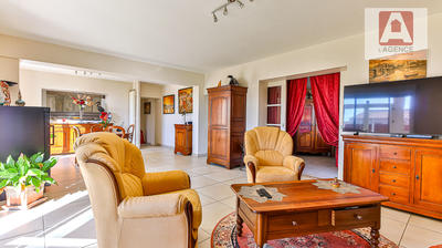 Maison - 167 m² - 5 pièces