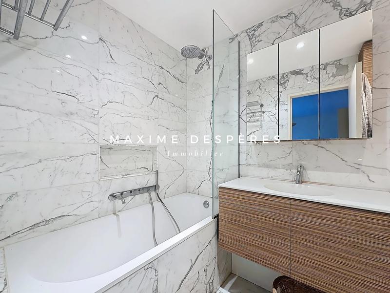 Appartement - 138 m² - 5 pièces