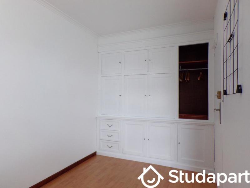 Chambre - 12 m² - 1 pièce