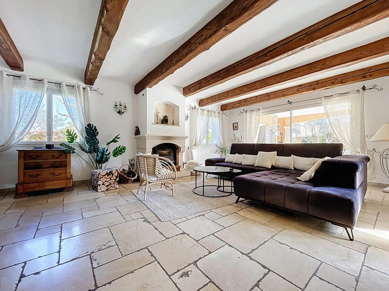 Villa - 240 m² - 7 pièces