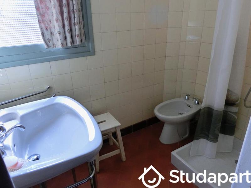 Chambre - 12 m² - 1 pièce