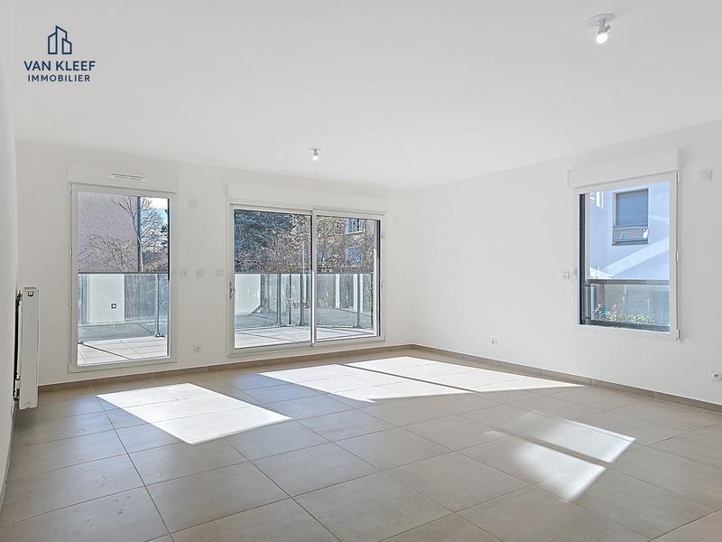 Appartement - 72 m² - 3 pièces