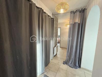 Maison de ville - 76 m² - 4 pièces