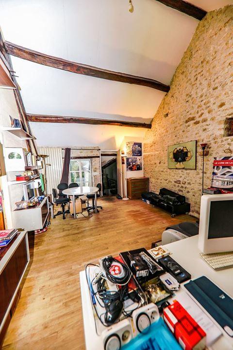 Maison - 250 m² - 9 pièces