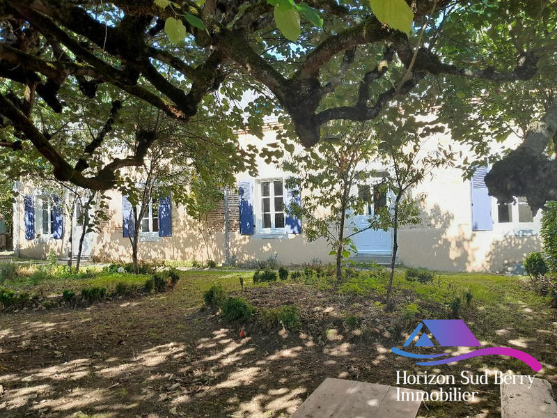 Maison - 280 m² - 8 pièces