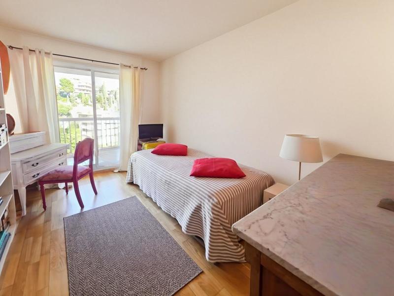 Appartement - 76 m² - 4 pièces