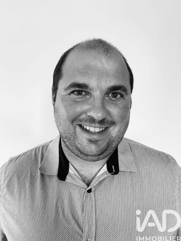 Maison de campagne - 342 m² - 8 pièces