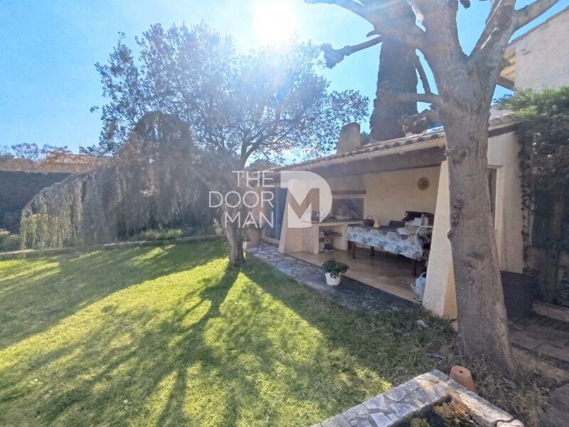 Propriété - 160 m² - 6 pièces