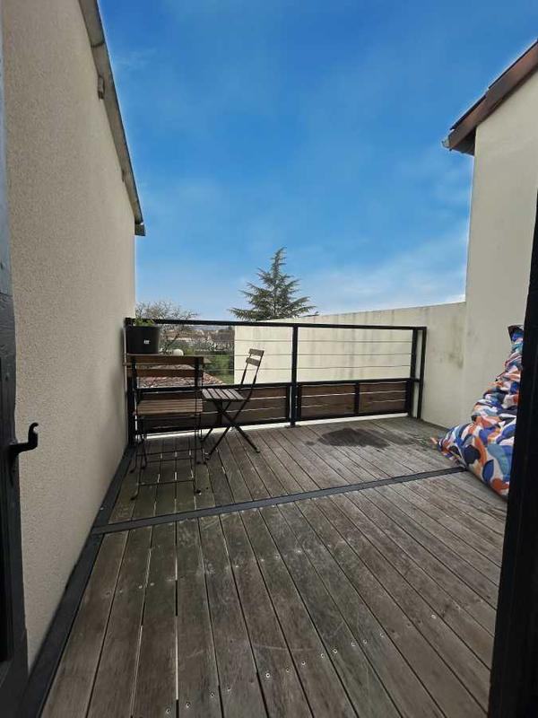 Maison - 234 m² - 7 pièces