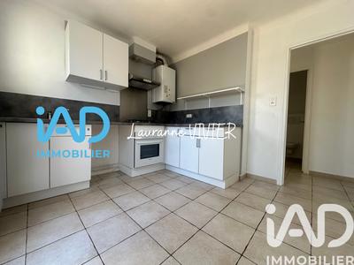 Maison - 75 m² - 3 pièces