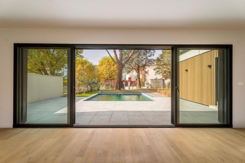 Maison - 182 m² - 6 pièces