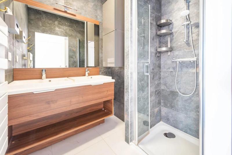 Appartement - 98 m² - 4 pièces