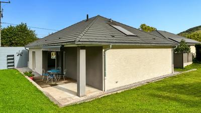 Maison - 102 m² - 5 pièces