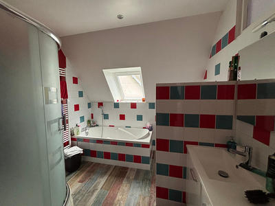 Maison - 175 m² - 8 pièces