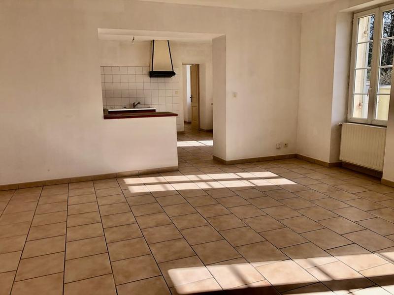 Maison - 90 m² - 3 pièces