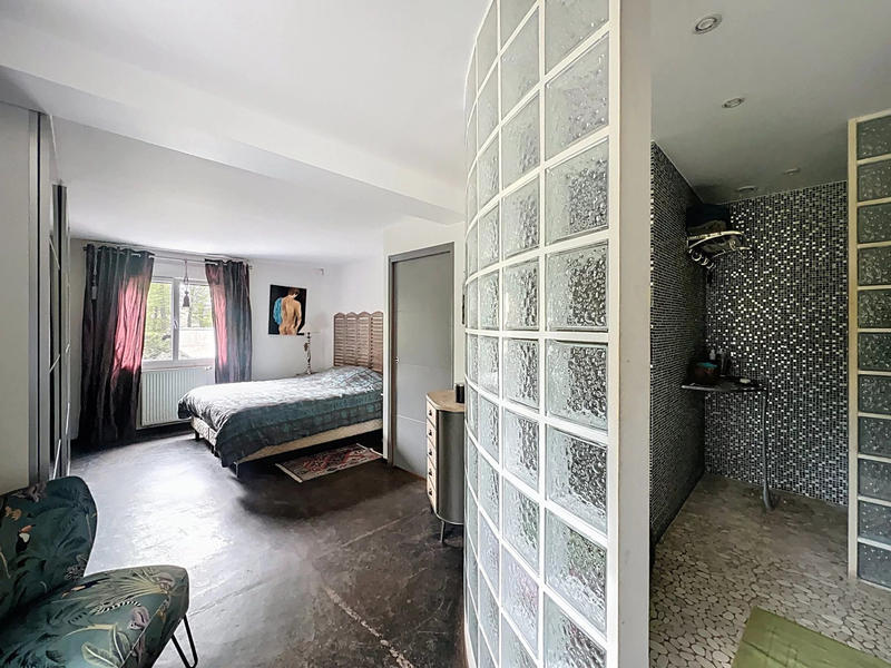 Maison - 186 m² - 7 pièces