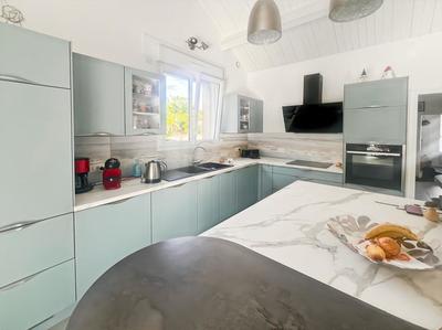 Maison - 158 m² - 6 pièces