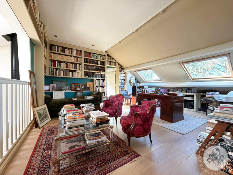 Maison - 192 m² - 5 pièces