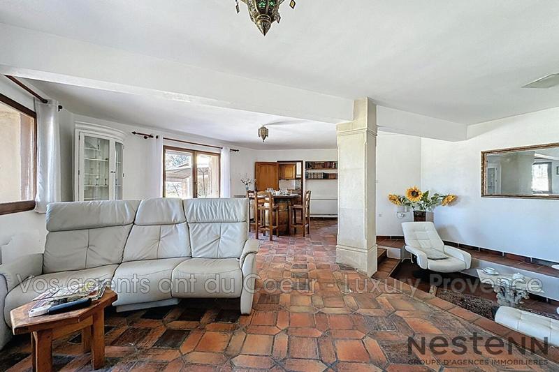 Villa - 158 m² - 6 pièces