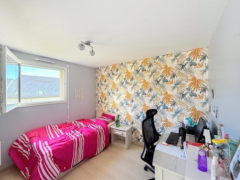 Maison - 80 m² - 5 pièces