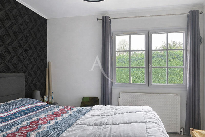 Maison - 98 m² - 5 pièces