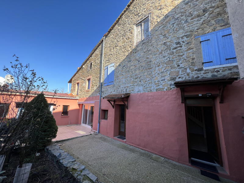 Maison - 166 m² - 7 pièces