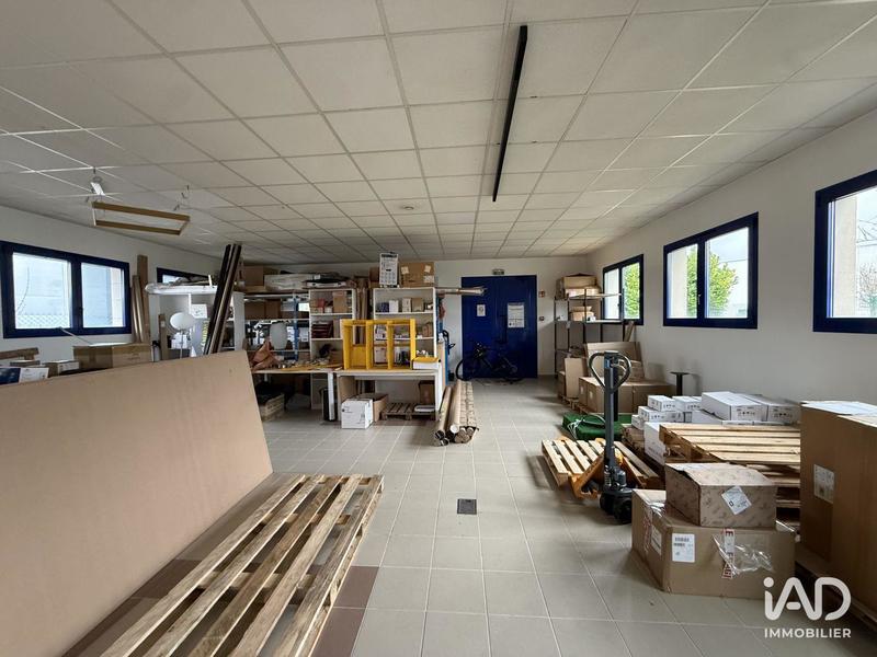 Local commercial - 200 m²