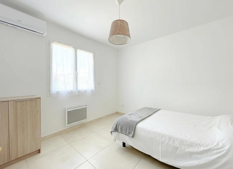 Maison - 93 m² - 5 pièces