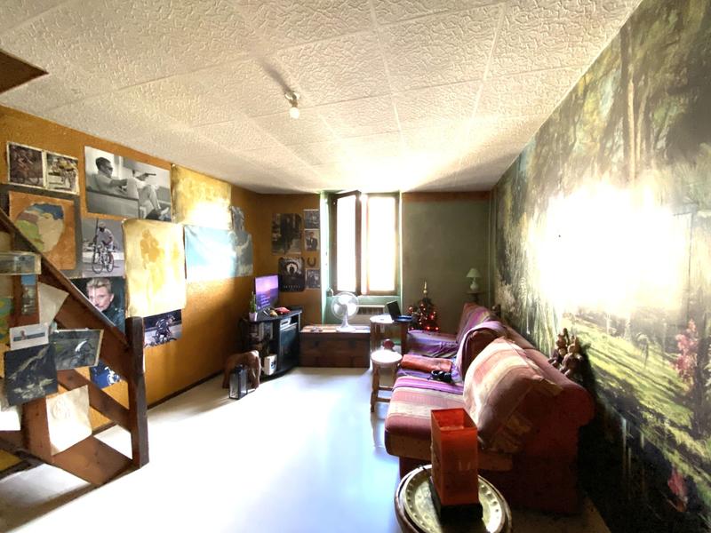 Immeuble - 84 m² - 5 pièces