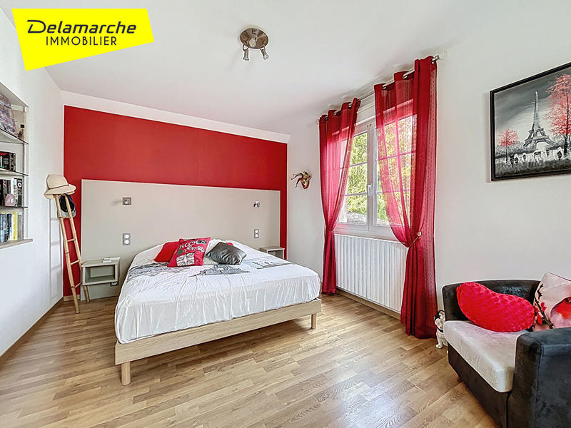 Maison - 260 m² - 9 pièces