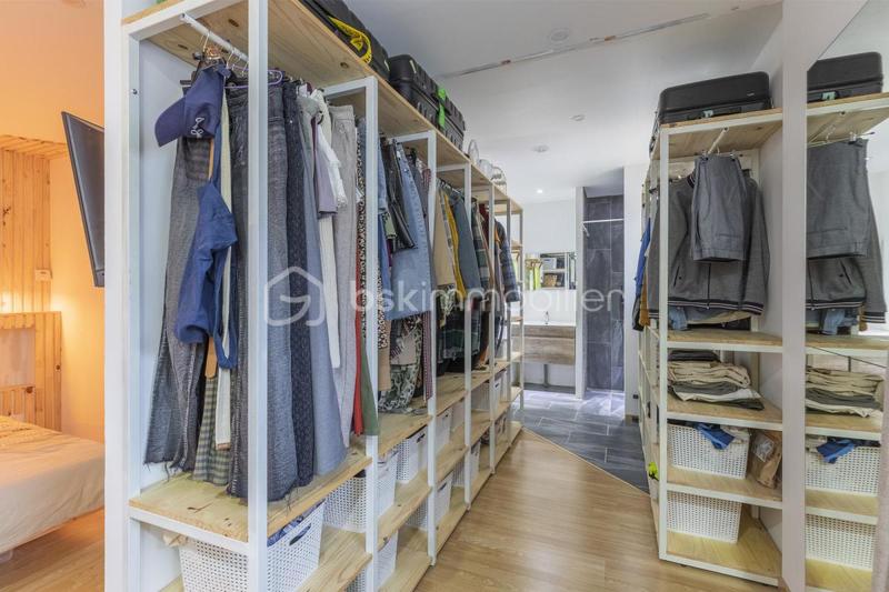 Maison - 138 m² - 5 pièces