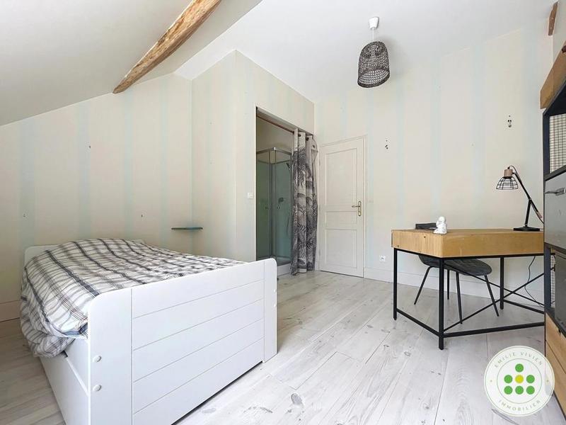 Longère - 234 m² - 6 pièces