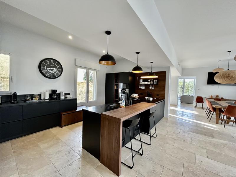 Maison de maîtres - 278 m² - 8 pièces