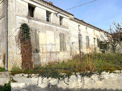 Maison - 211 m² - 5 pièces