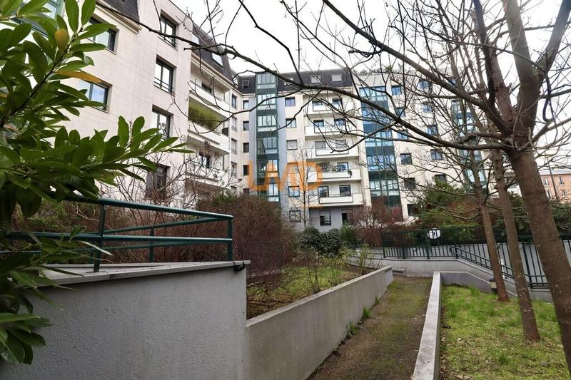 Appartement - 96 m² - 5 pièces