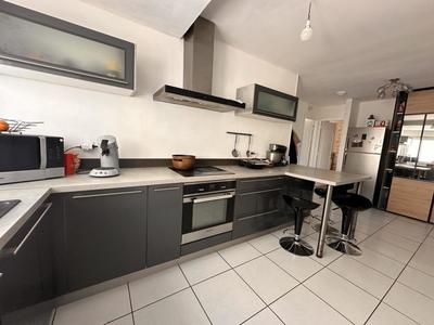 Maison ancienne - 94 m² - 5 pièces