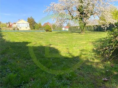 Terrain constructible - 1 343 m²