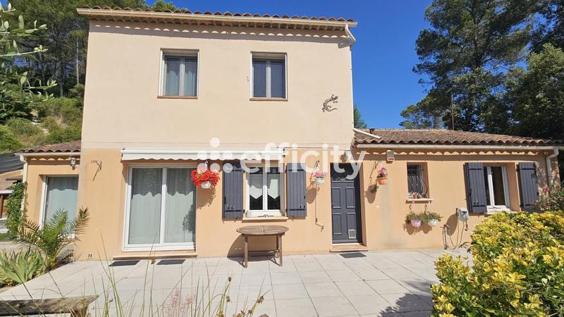 Maison - 145 m² - 8 pièces