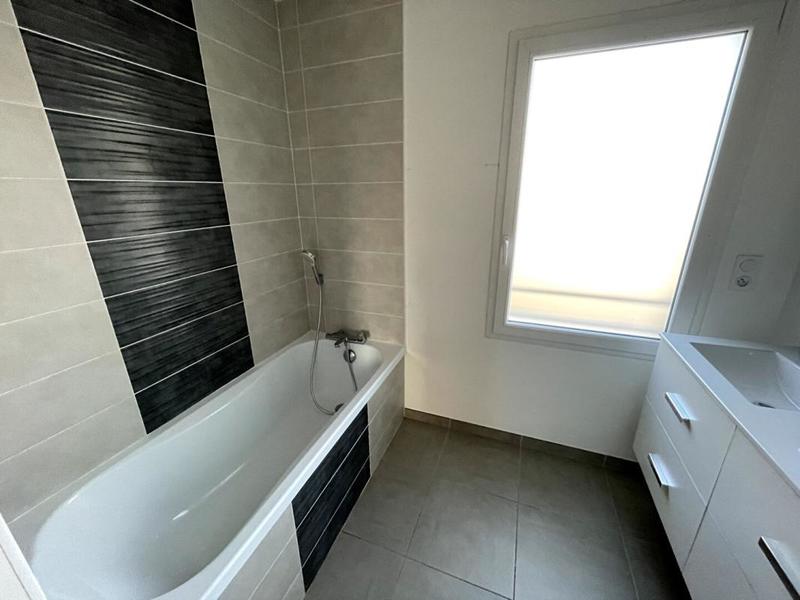 Maison - 88 m² - 5 pièces