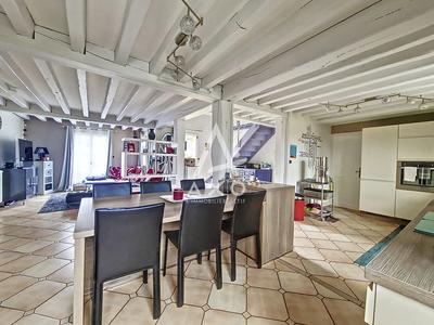 Maison - 143 m² - 7 pièces
