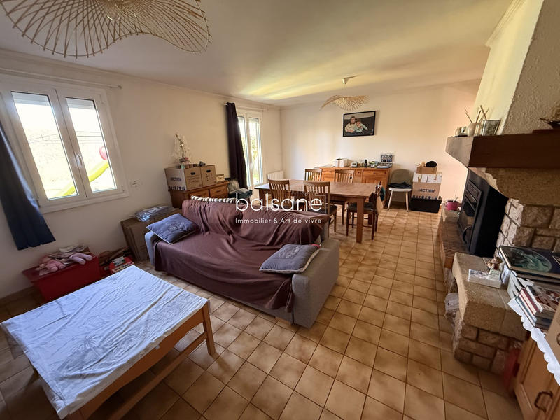 Maison - 98 m² - 5 pièces