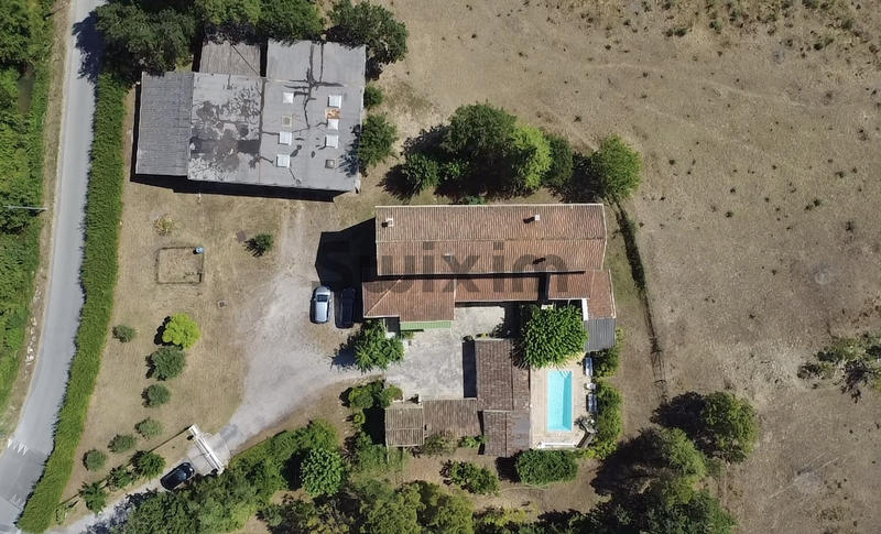 Propriété - 150 m² - 7 pièces