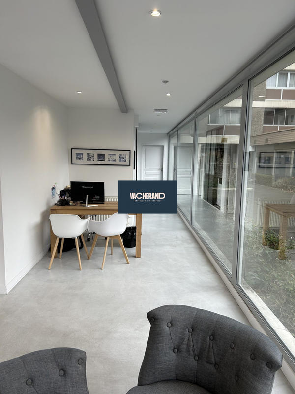 Local commercial - 131 m²