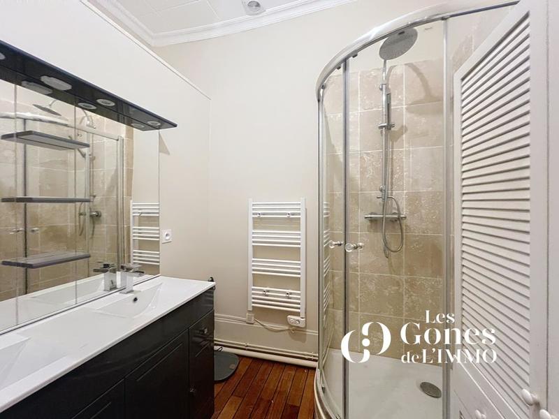 Appartement - 186 m² - 5 pièces