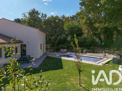 Maison - 166 m² - 6 pièces