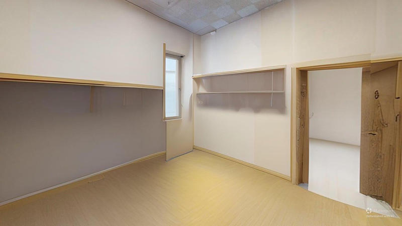 Immeuble - 143 m² - 7 pièces