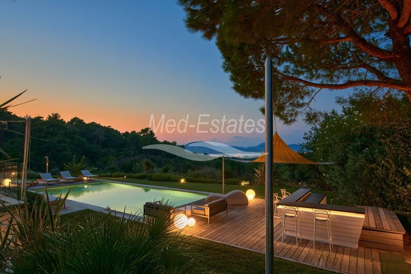 Villa - 550 m² - 10 pièces