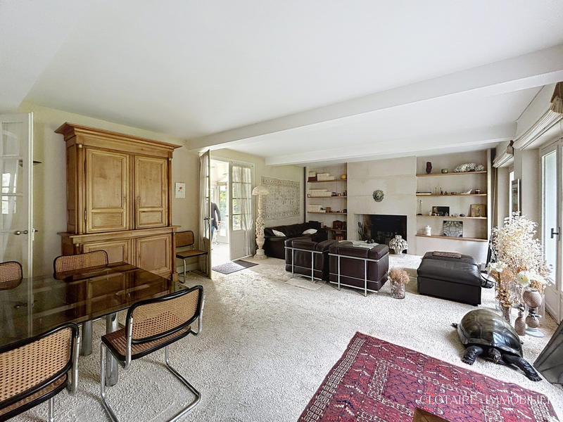 Maison ancienne - 340 m² - 10 pièces